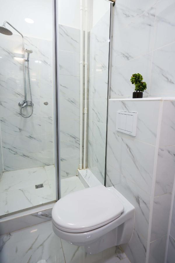 Minimalist Design Apartament In Magheru Bucareste Exterior foto